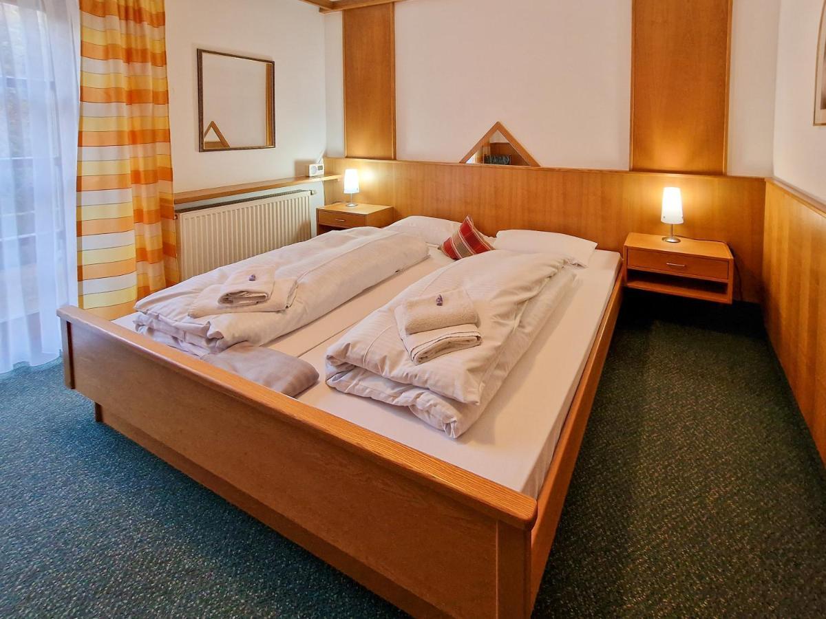Ferien Vom Ich, Bayerischer Wald, Hotel & Restaurant Neukirchen  Bagian luar foto