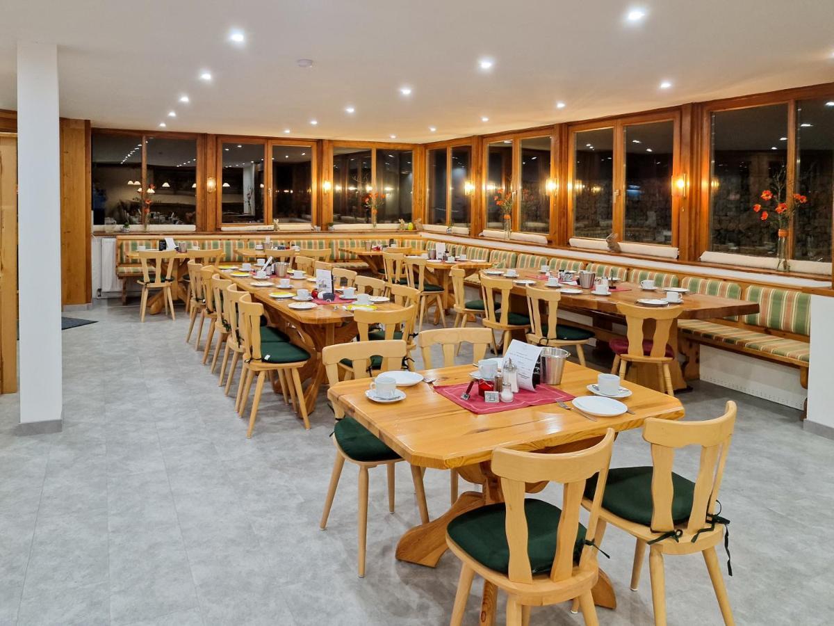 Ferien Vom Ich, Bayerischer Wald, Hotel & Restaurant Neukirchen  Bagian luar foto