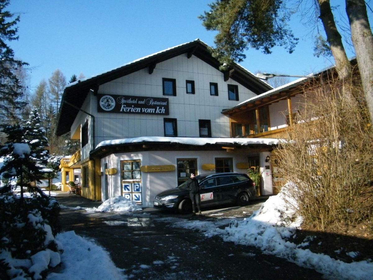 Ferien Vom Ich, Bayerischer Wald, Hotel & Restaurant Neukirchen  Bagian luar foto